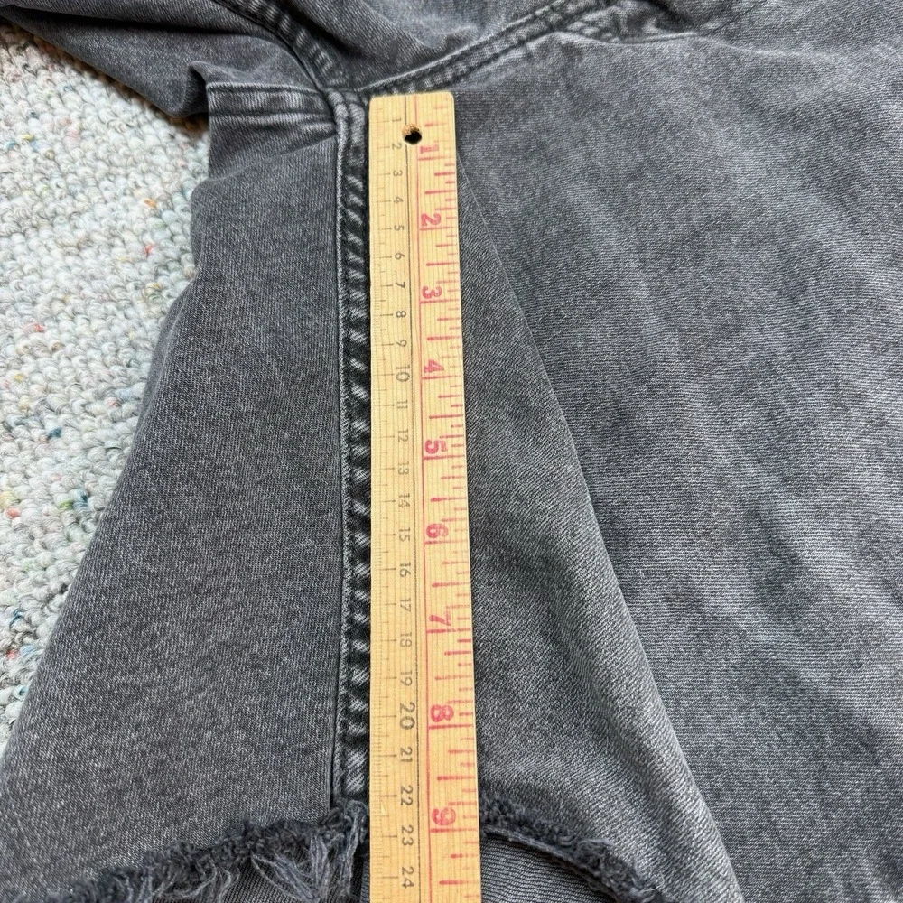 Levi's 405 Shorts Mens Size 40 Stretch Casual Denim Cut Off Jorts Black